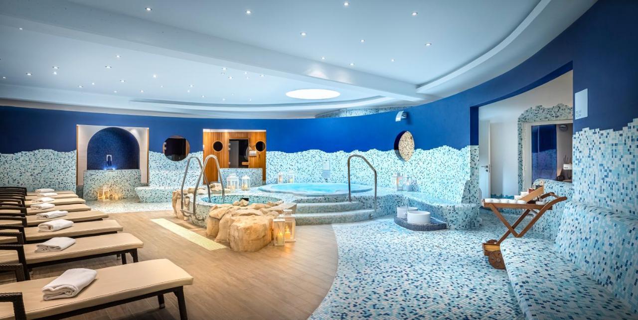Valamar Diamant Residence Poreč Exteriör bild