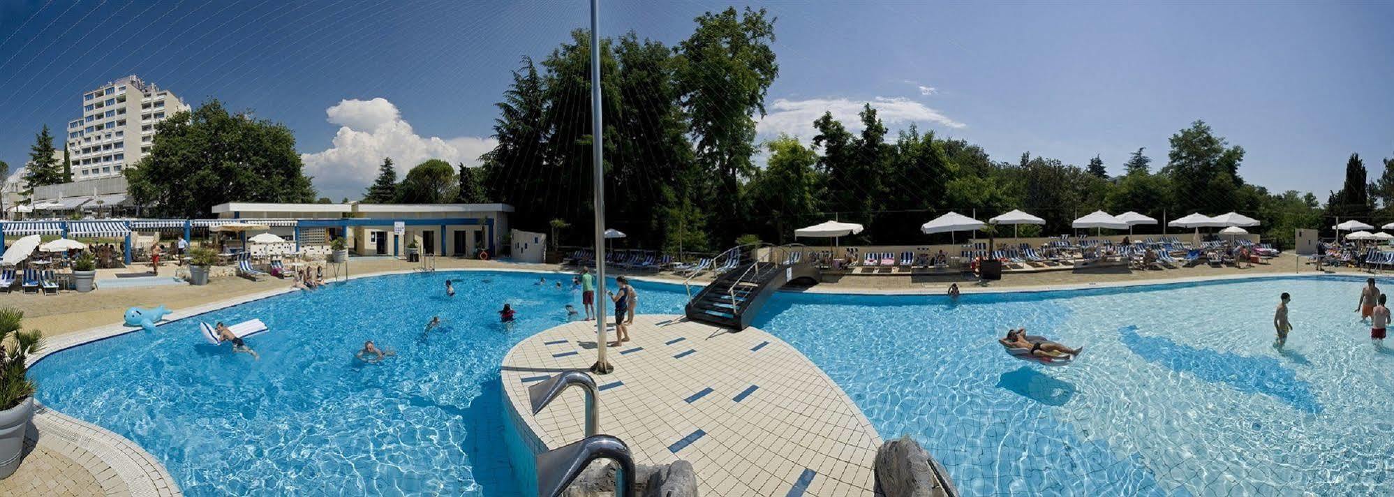 Valamar Diamant Residence Poreč Exteriör bild